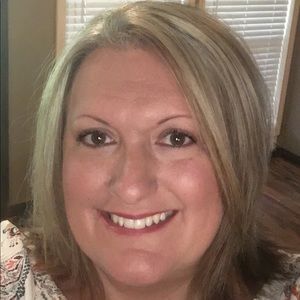 Meet your Posher, Shelly